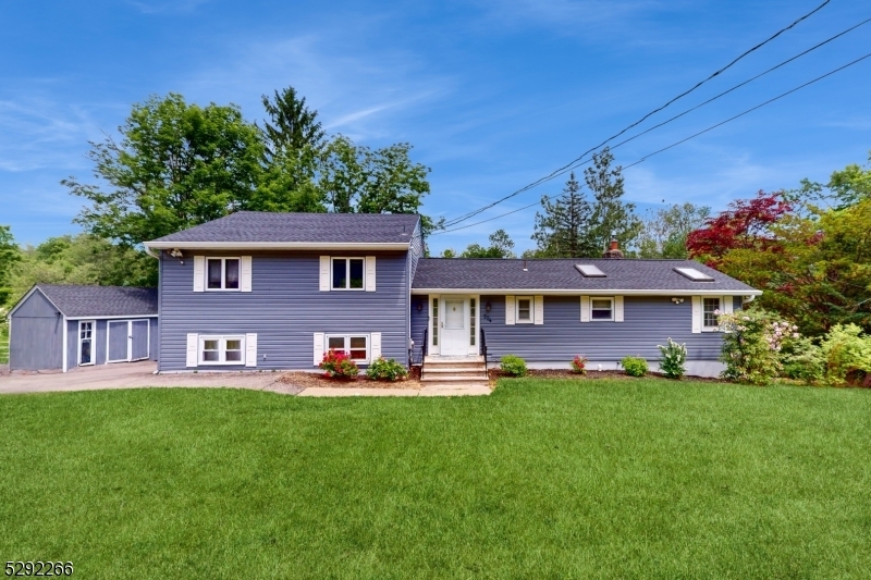 Property Photo: 204 Mohican Rd NJ 07422