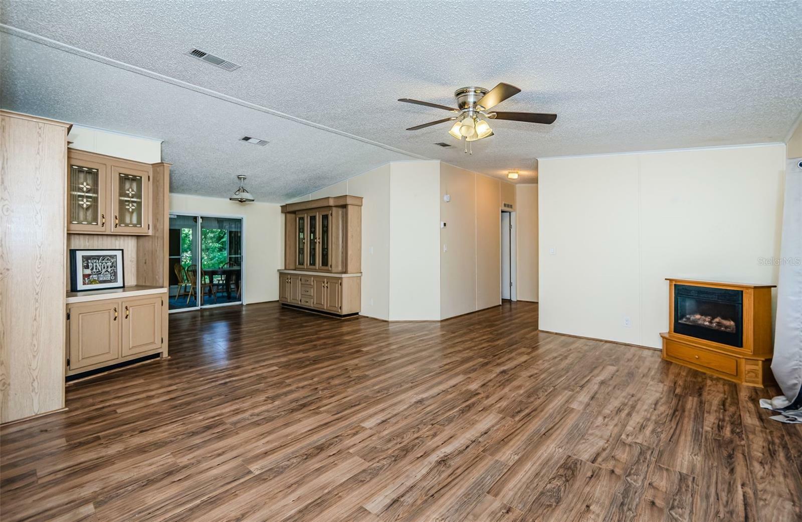 Property Photo:  38906 Alston Avenue  FL 33542 