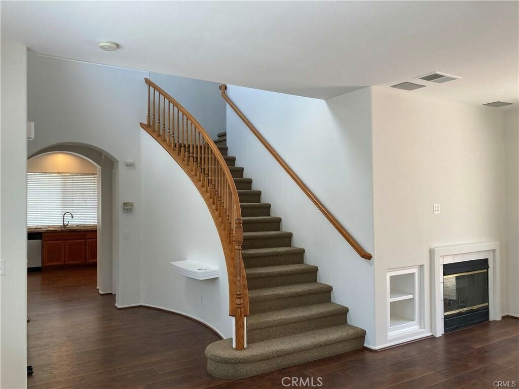 Property Photo:  