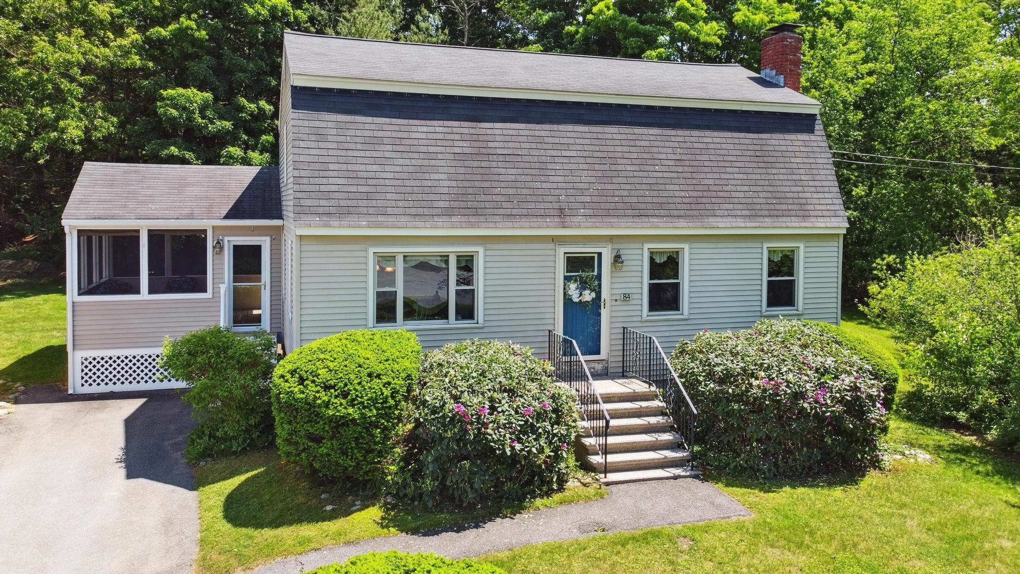 Property Photo: 84 Kendall Pond Road NH 03087