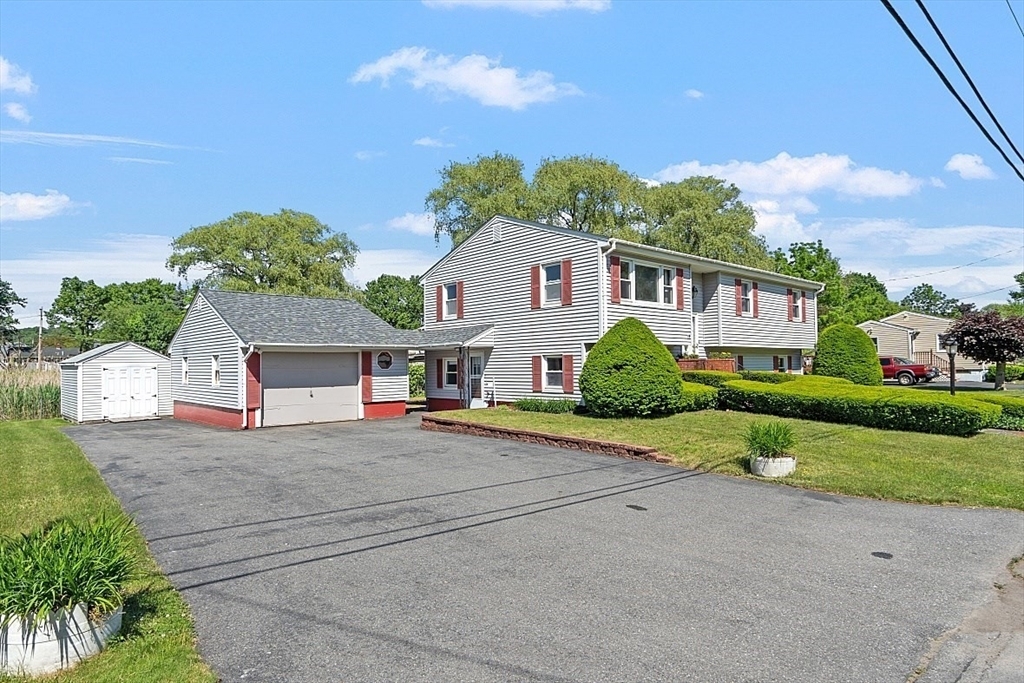 Property Photo:  18 Derry Rd  MA 01844 