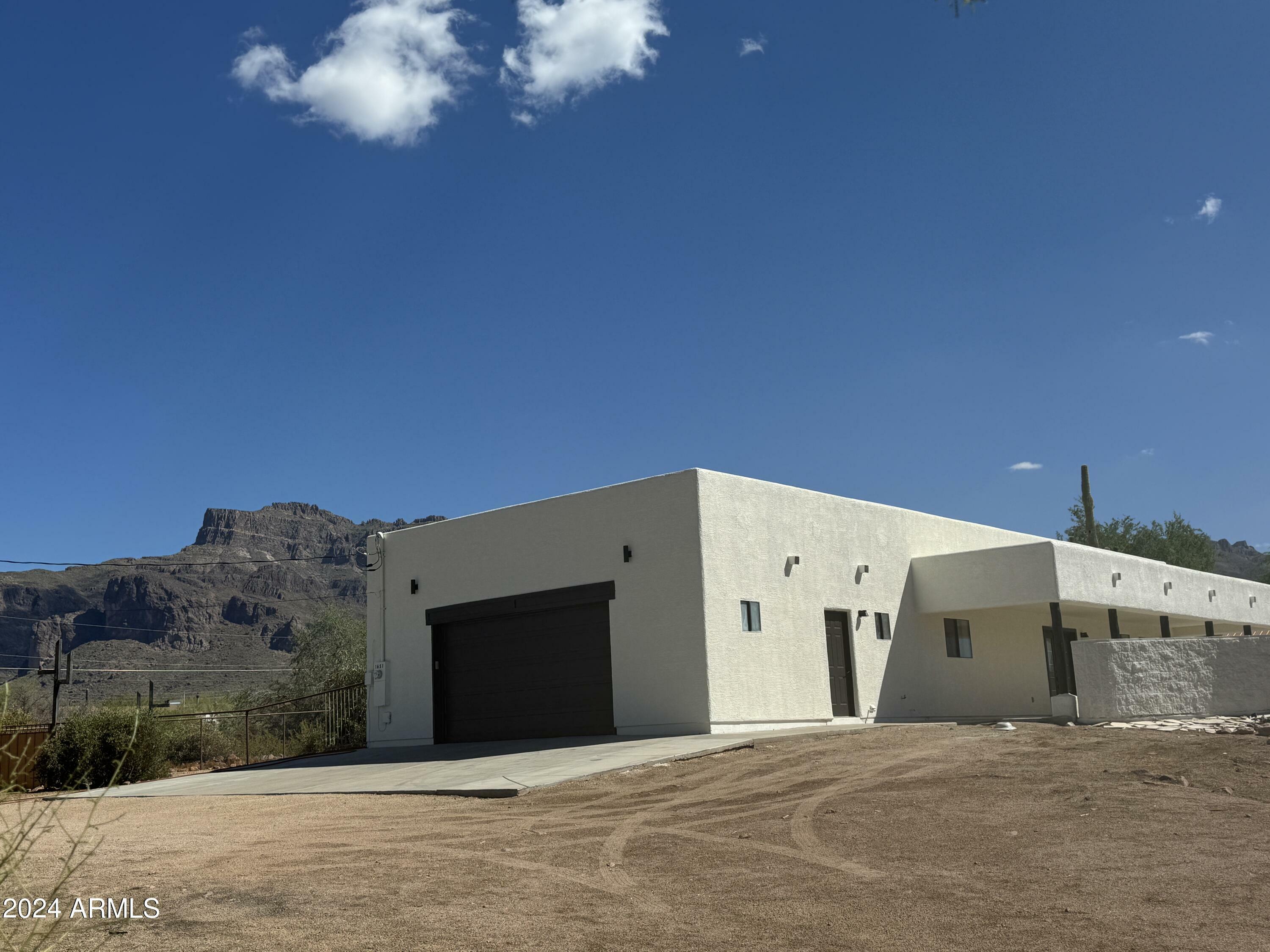 Property Photo:  1651 S Prospectors Road  AZ 85119 