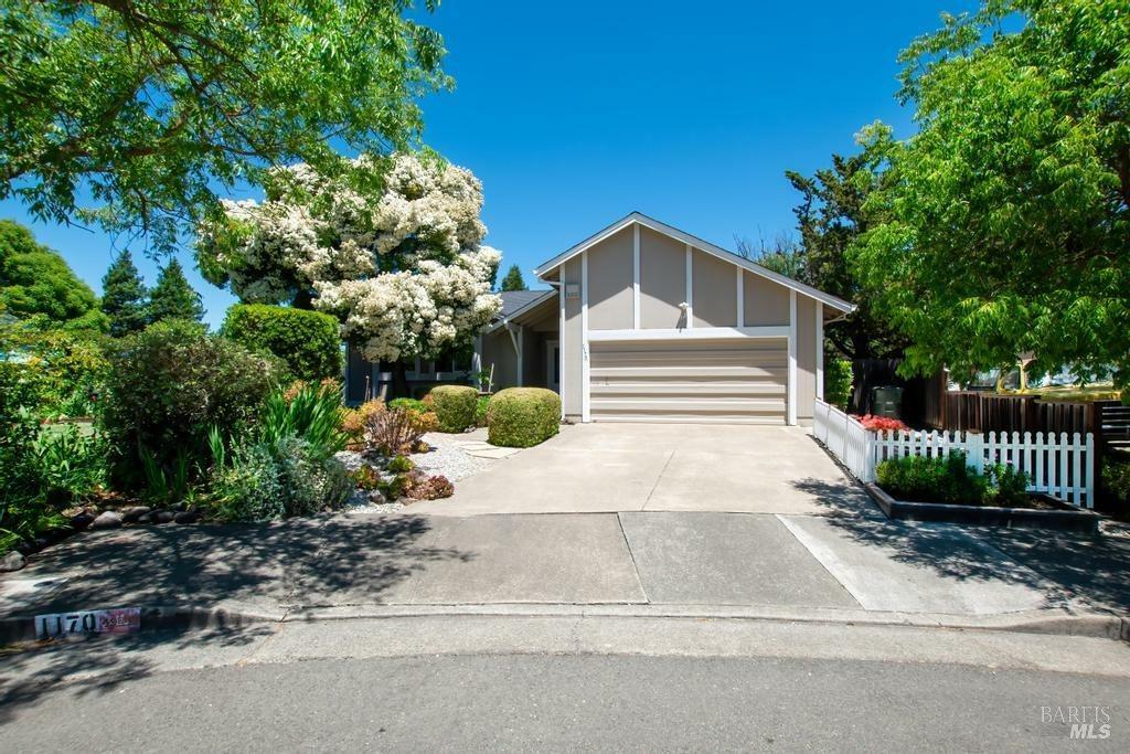 Property Photo:  1170 Tyne Court  CA 95401 