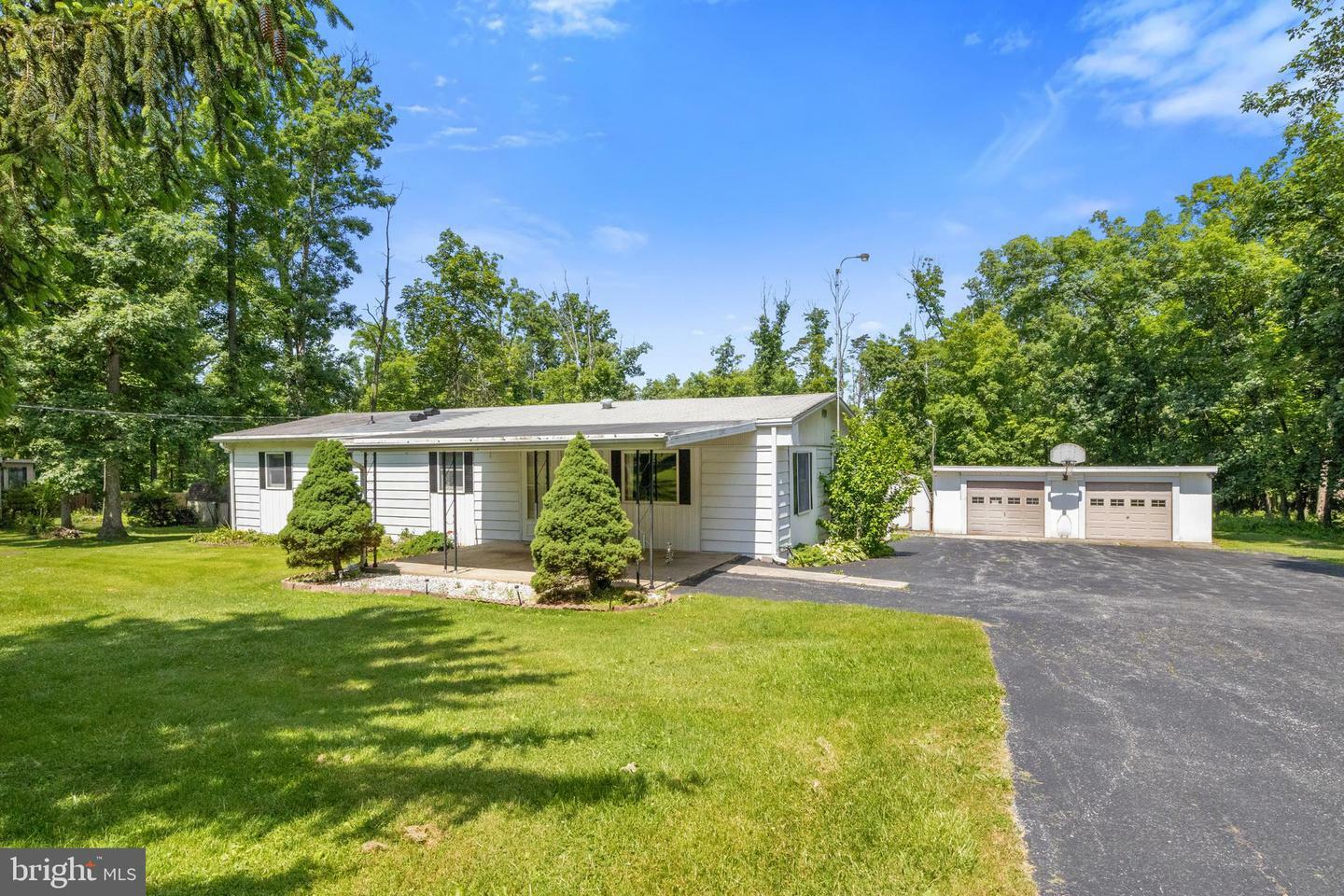 Property Photo: 1589 Lisburn Road PA 17365