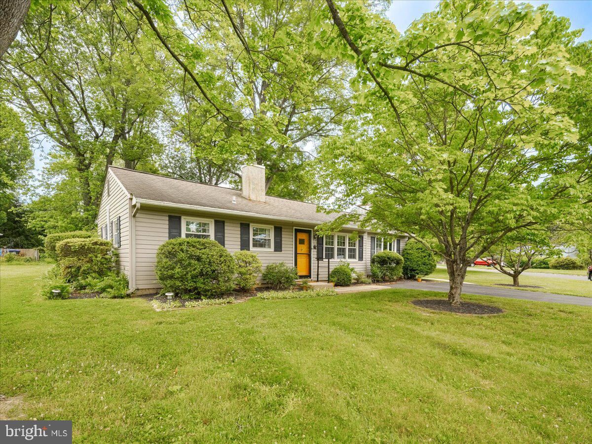 Property Photo:  91 Vine Street  PA 18901