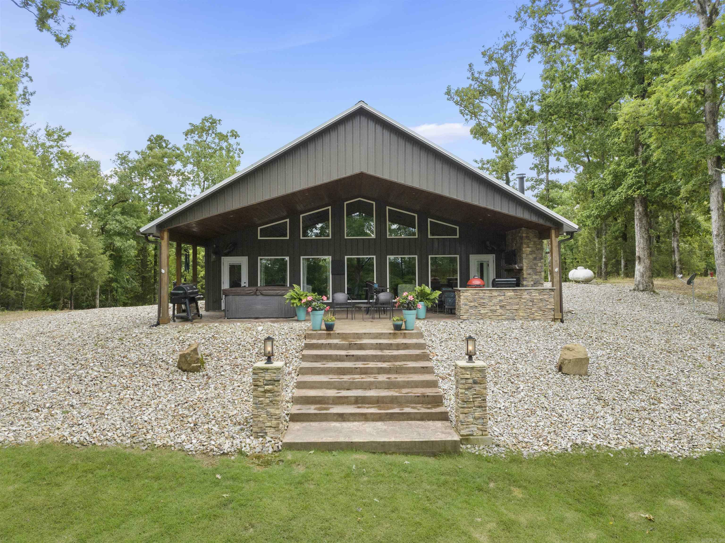 Property Photo:  329 Woodview Lane  AR 71968 