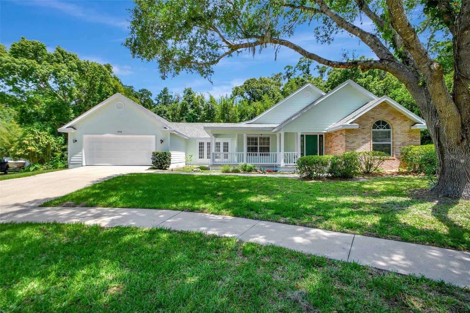 Property Photo:  1604 Kinnan Trail  FL 32720 