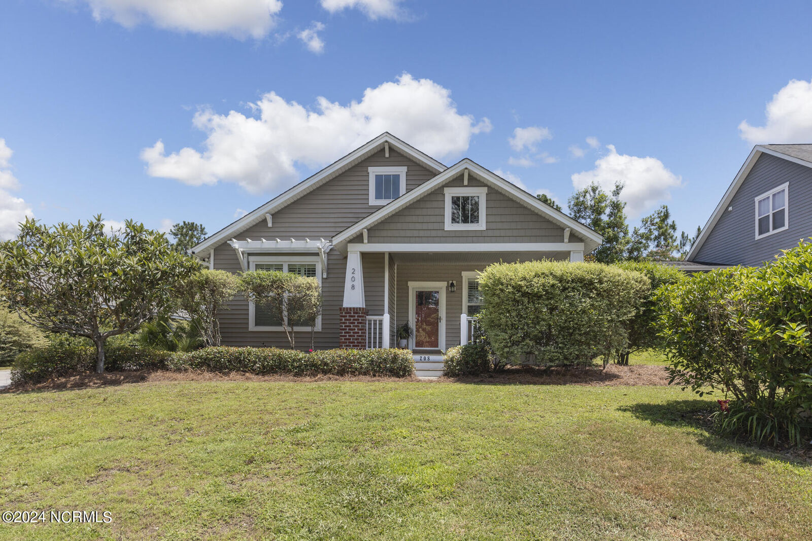 Property Photo: 208 Holly Pond Drive NC 28445