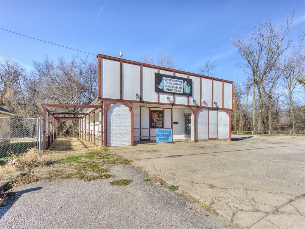 Property Photo: 5027 Spencer Road OK 73084