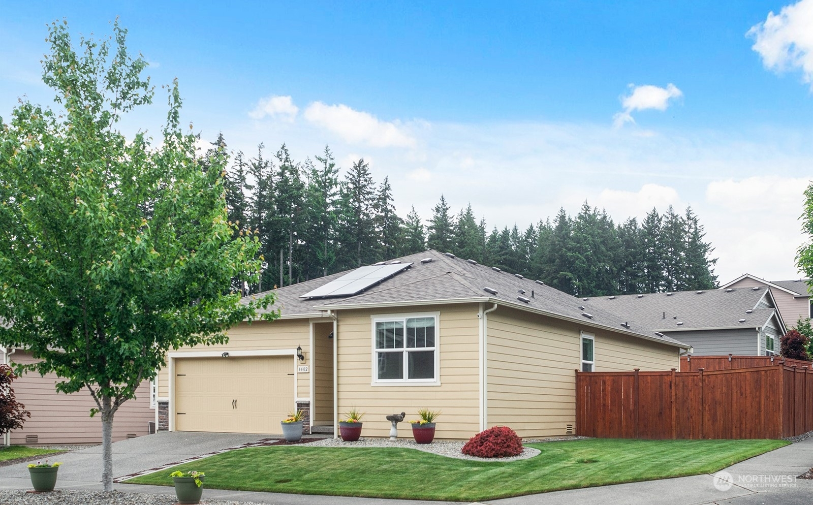 Property Photo:  4402 Gallagher Way NW  WA 98502 