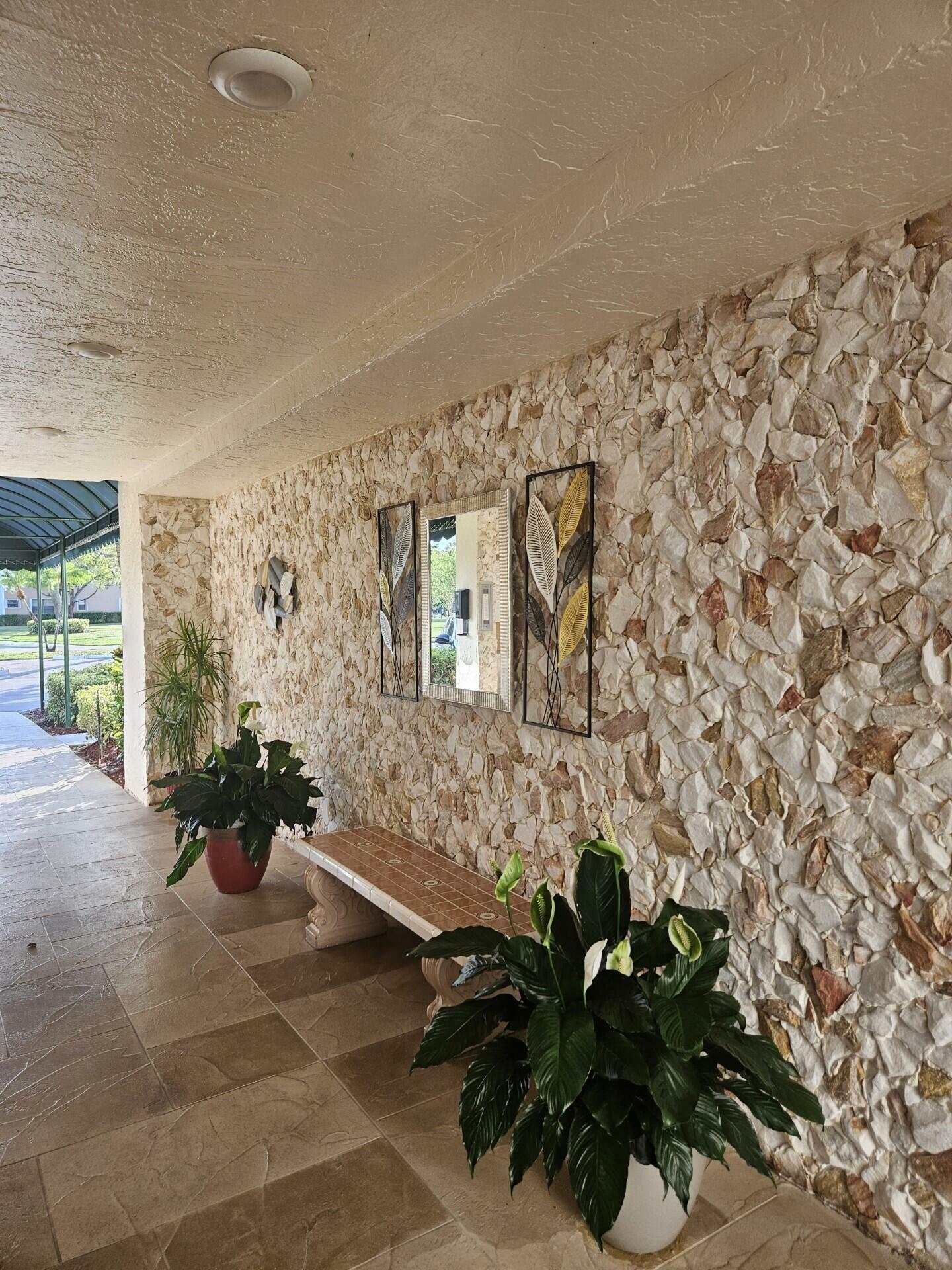 Property Photo:  7462 Fairfax Drive 305  FL 33321 