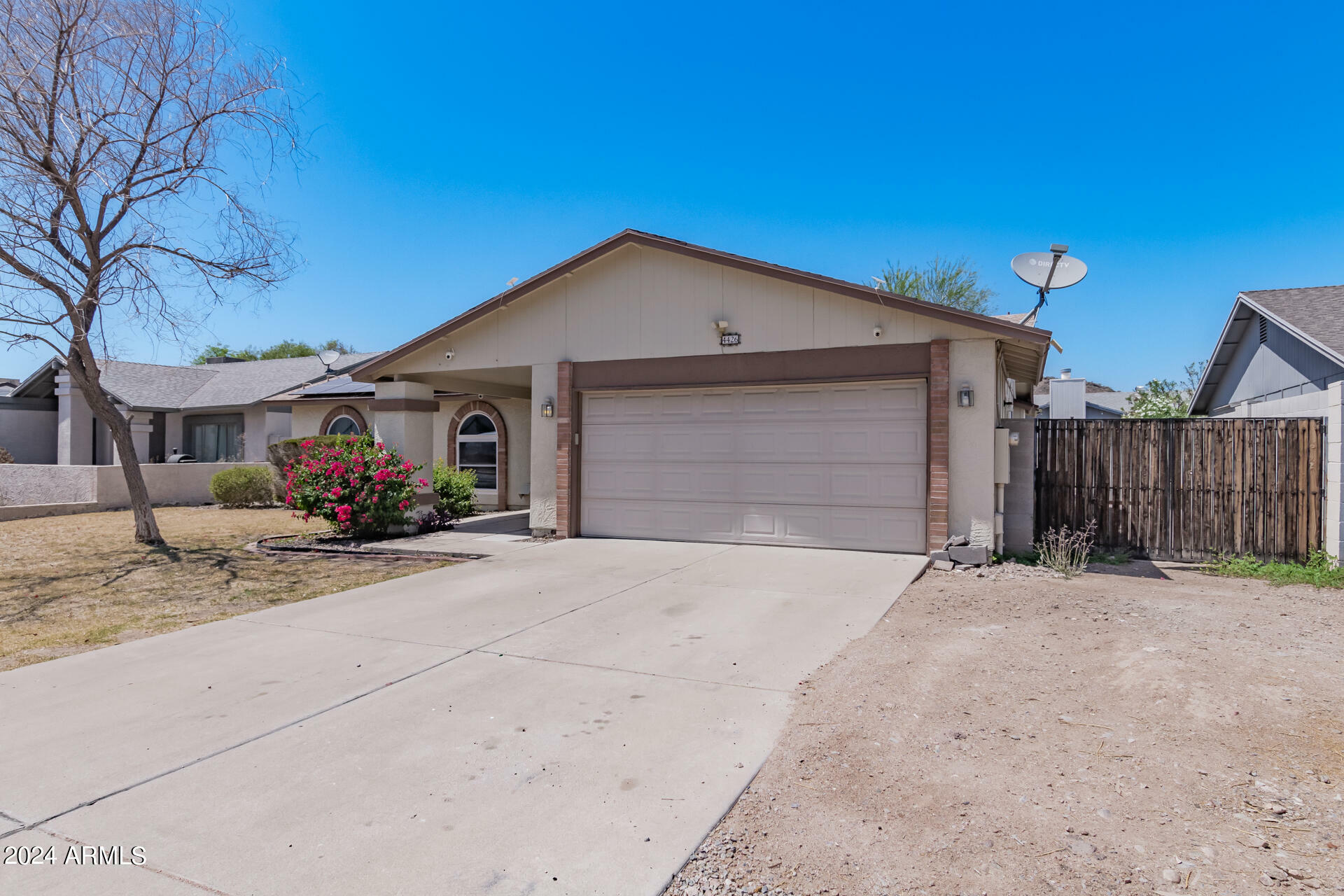 Property Photo:  4426 W Yorkshire Drive  AZ 85308 