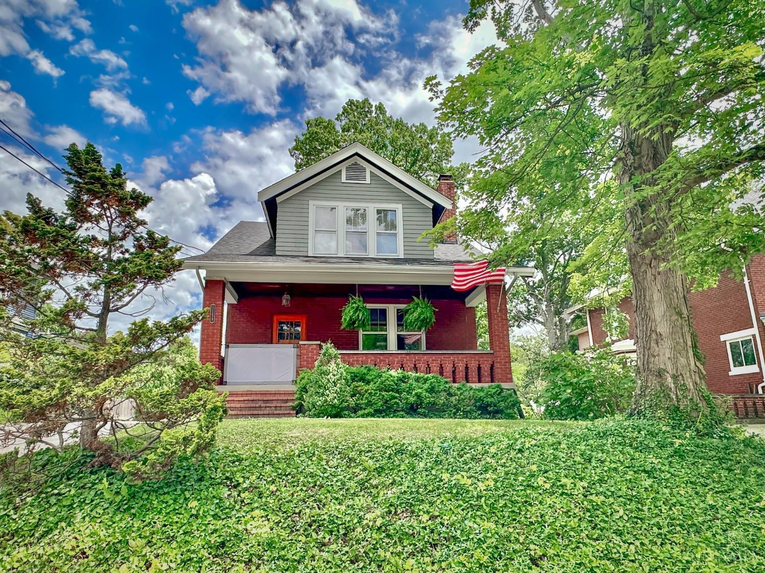 Property Photo: 1158 Herschel Avenue OH 45208