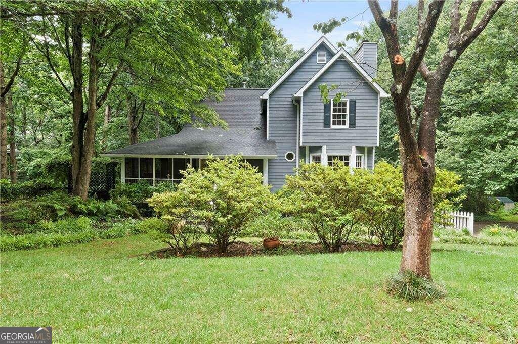 Property Photo:  141 Chantilly Lane  GA 30043 