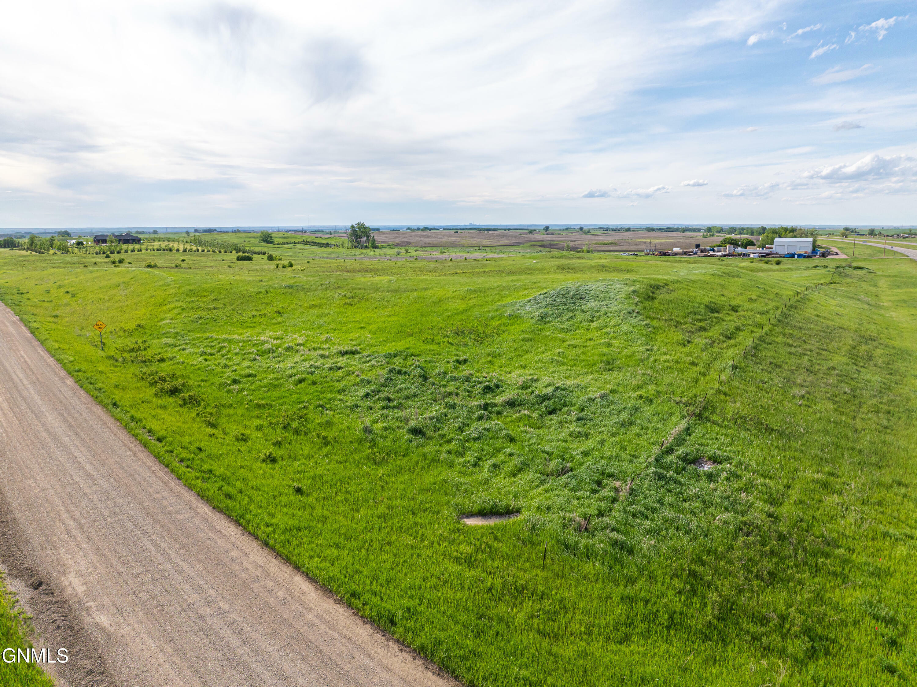 Property Photo:  1437 327th Avenue NW  ND 58579 