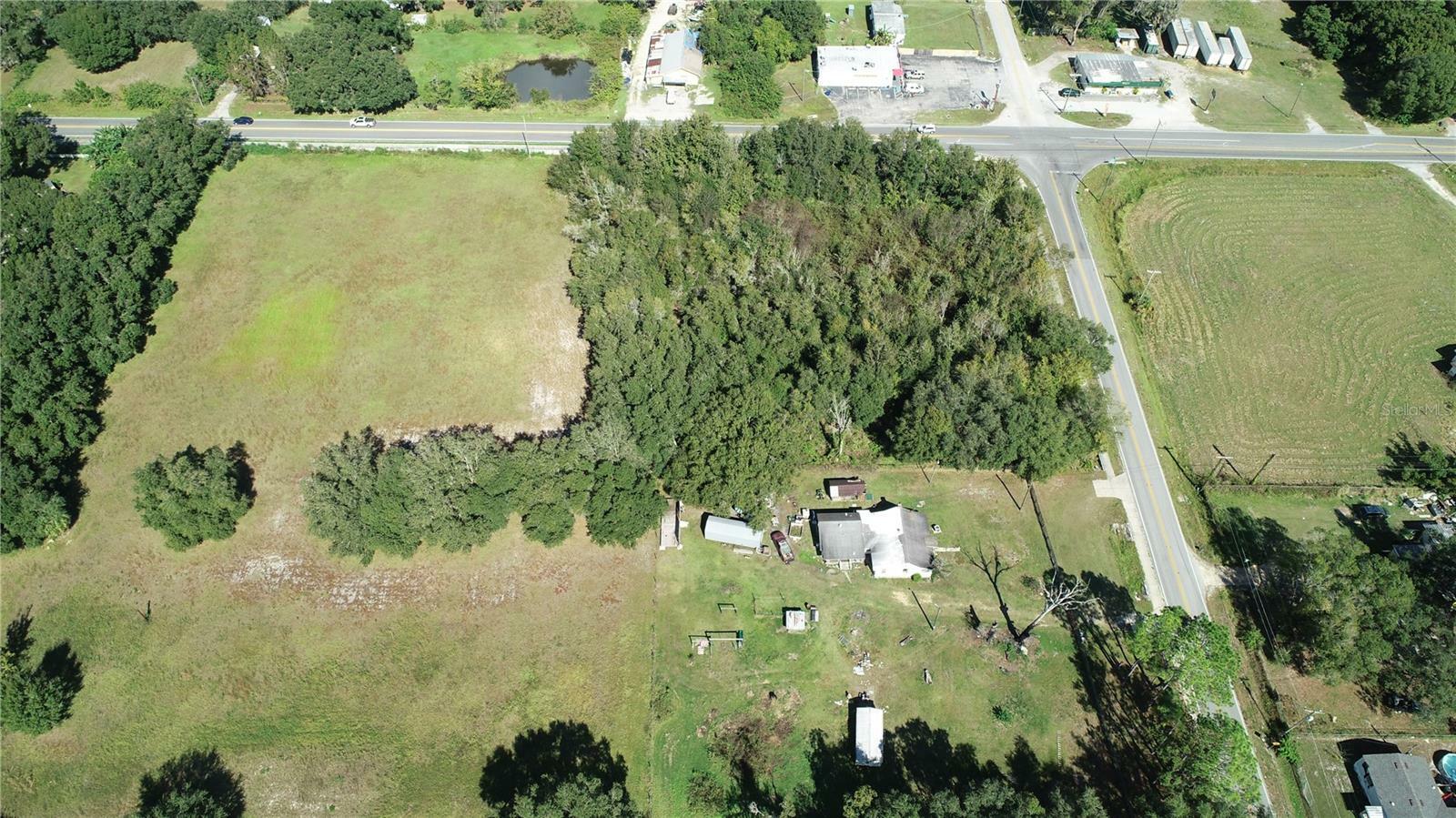 Property Photo:  2610 Old Dixie Highway  FL 33823 