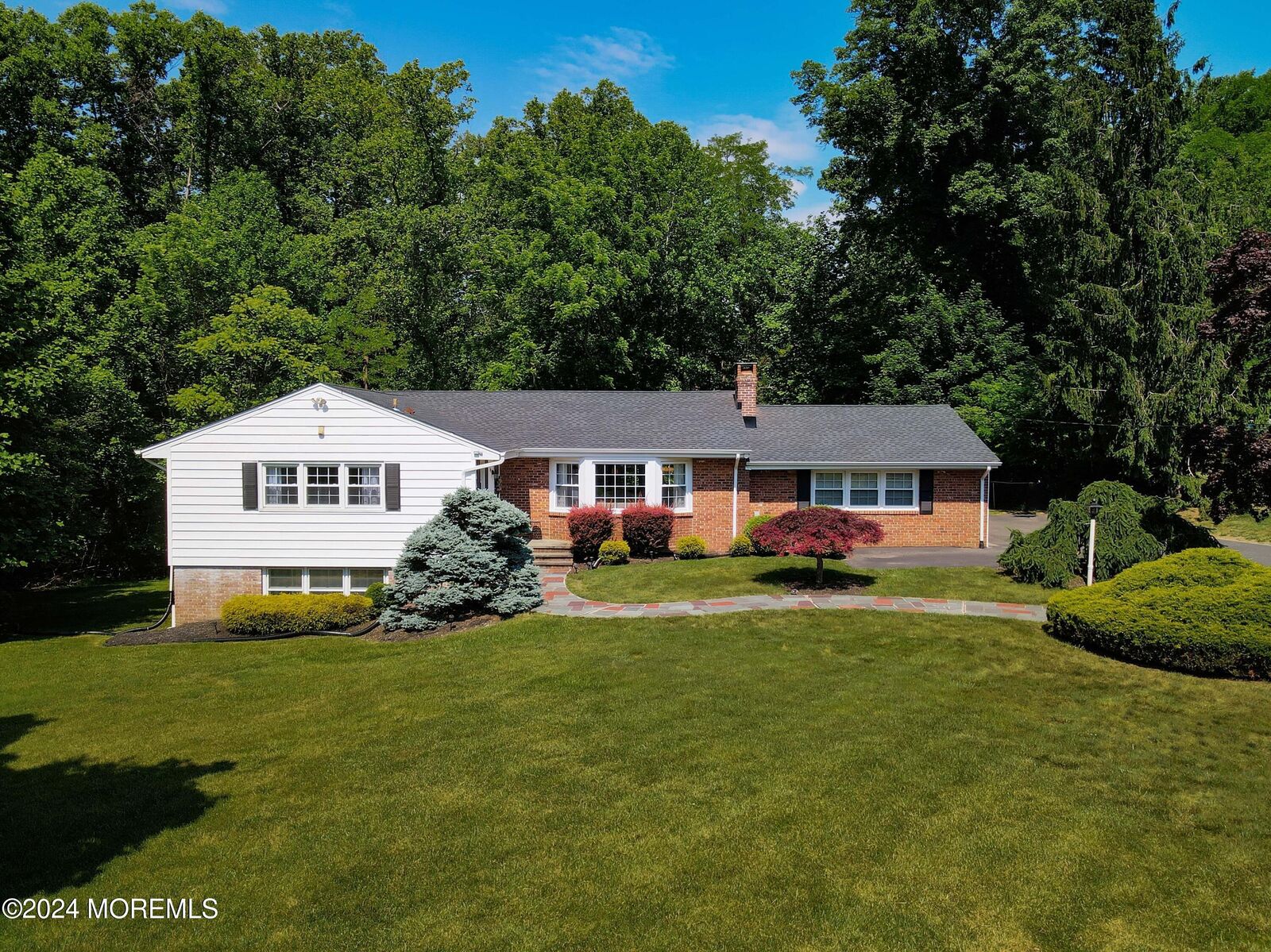 Property Photo:  57 Robin Court  NJ 07748 