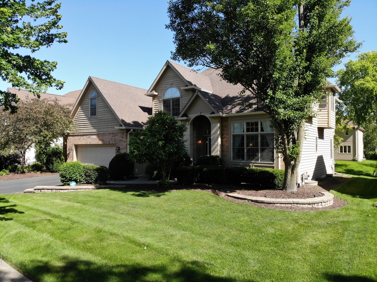 Property Photo:  2235 Sisters Avenue  IL 60564 