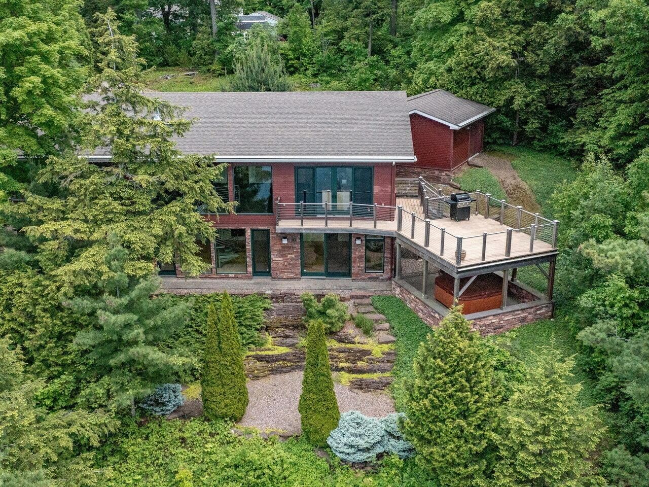 Property Photo:  185 South Cove Road  VT 05401 