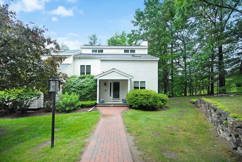 Property Photo:  109 Parkhurst Dr 109  MA 01886 