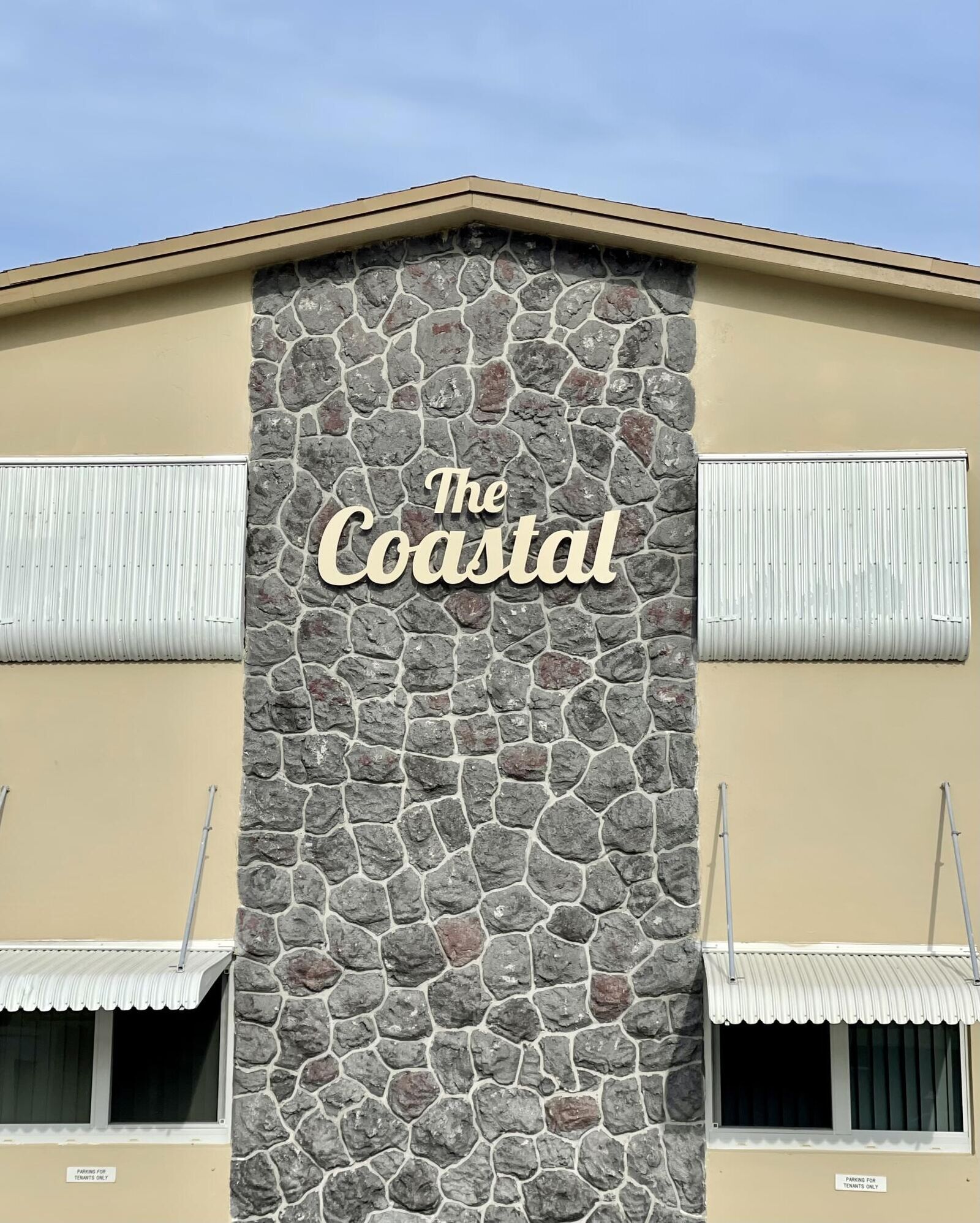 Property Photo:  122 S Lakeside Drive #8  FL 33460 