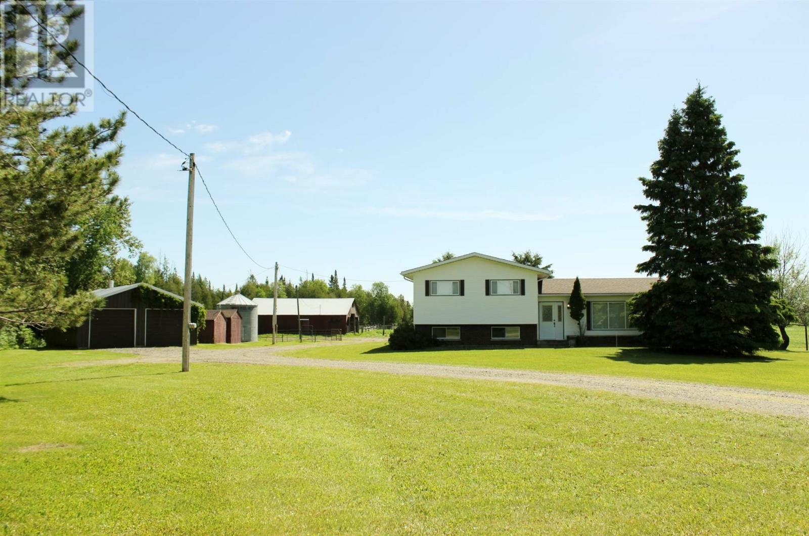 Photo de la propriété:  4342 Hwy 617  ON P0W 1N0 