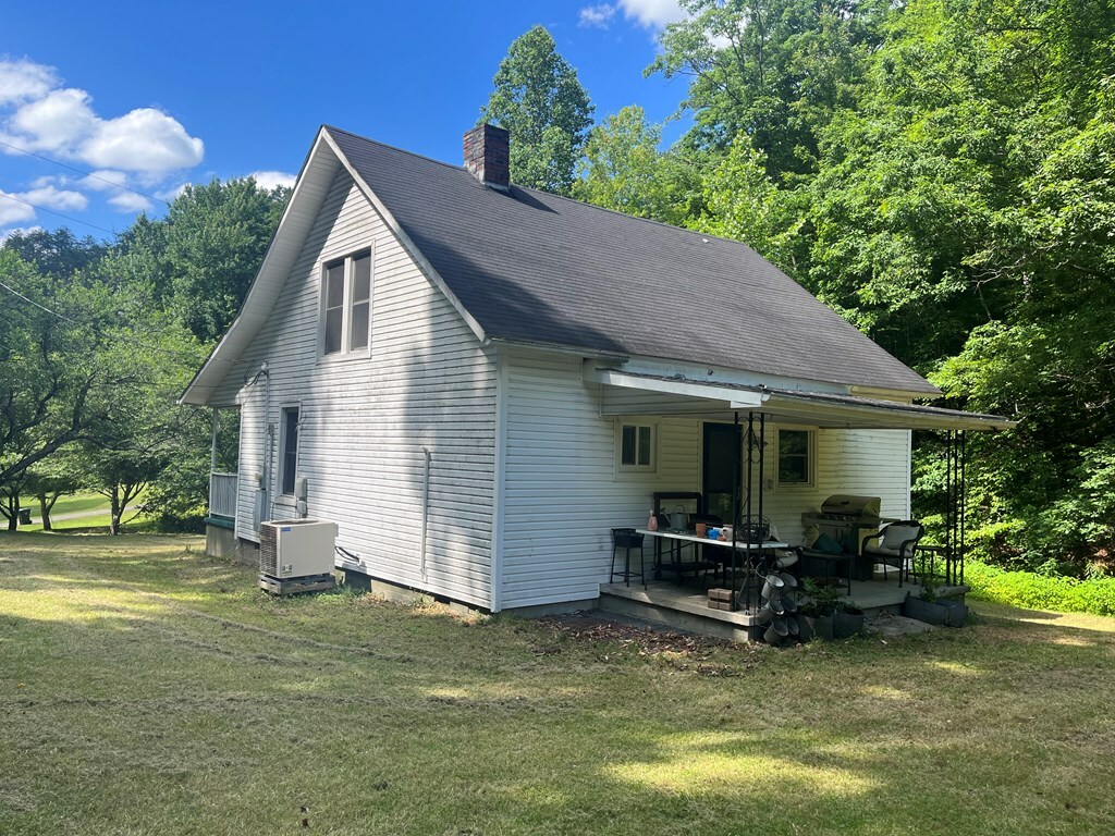 Property Photo: 153 Crigger Creek KY 41263