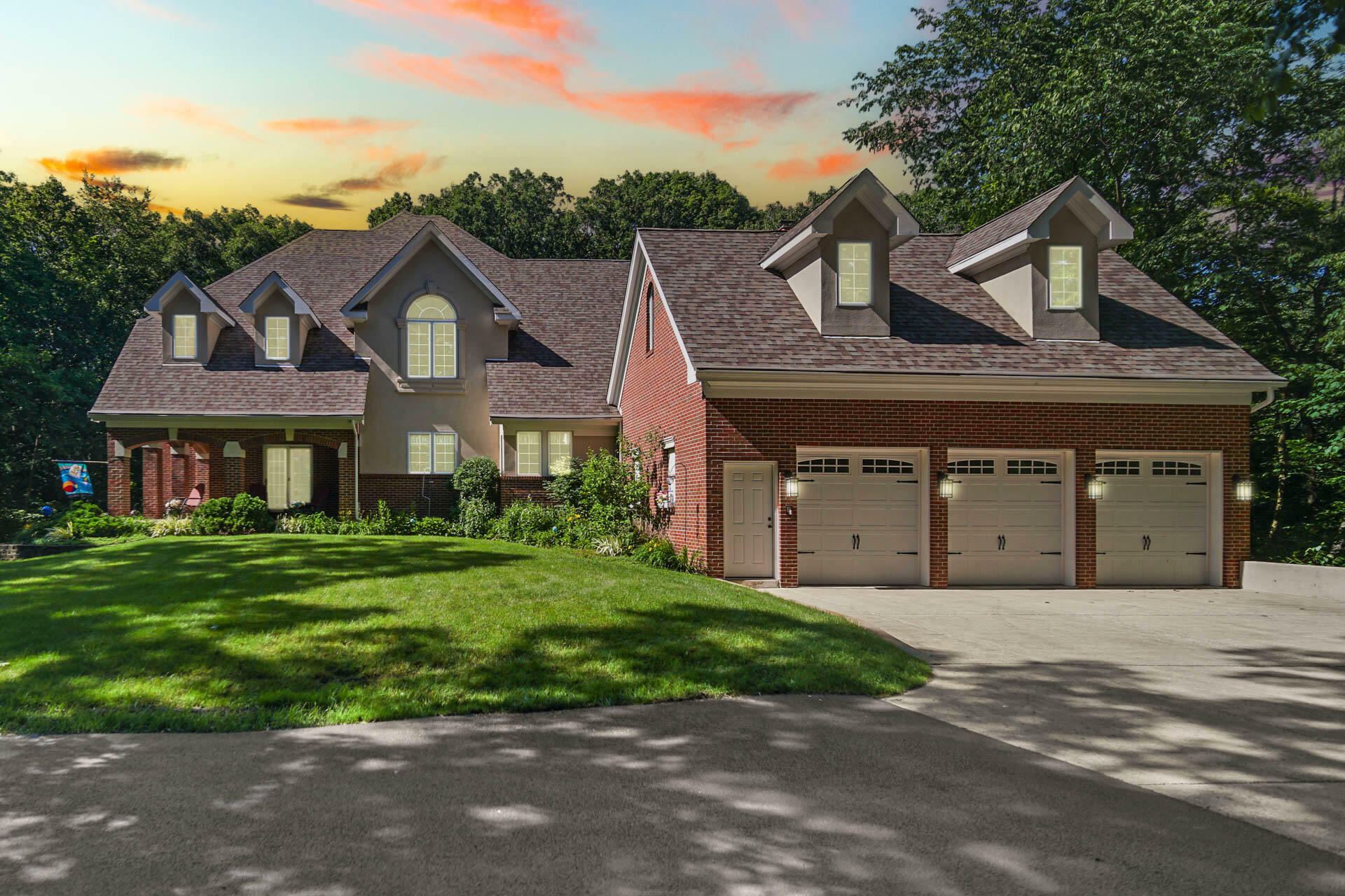 Property Photo: 273 Bridlewood Lane IN 46385