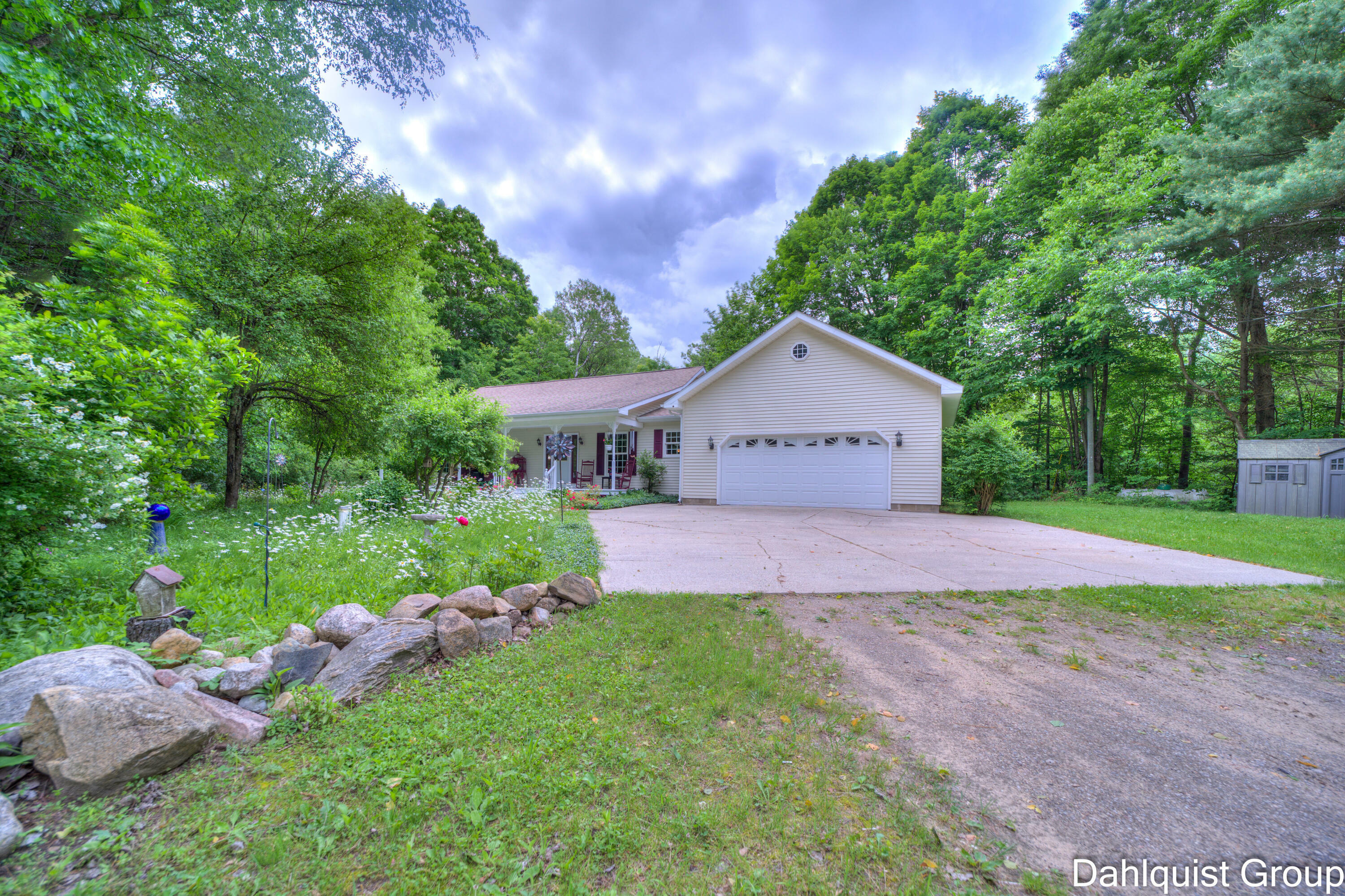 Property Photo:  1982 S 160th Avenue  MI 49421 