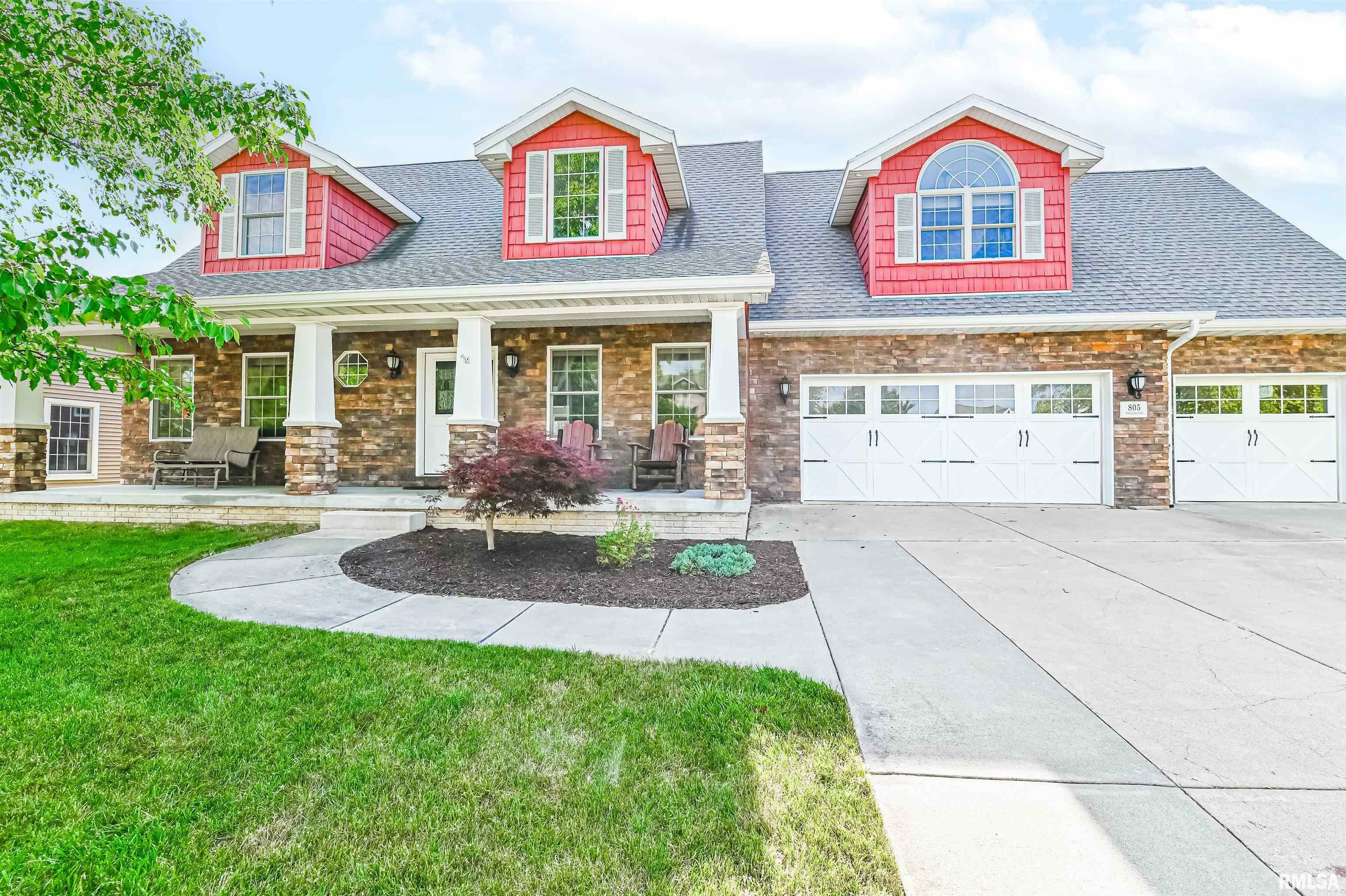 Property Photo: 805 Wellington Drive IL 61571