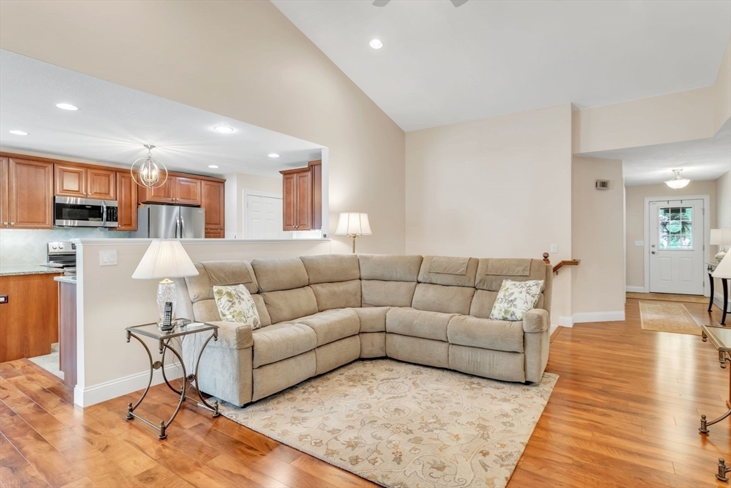 Property Photo: 86 Cherry 86 MA 01095