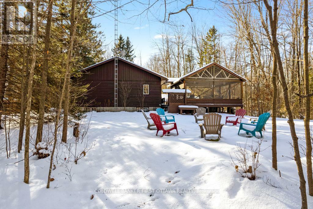 Property Photo:  1102 Ebbs Bay Road  ON K7C 0C5 