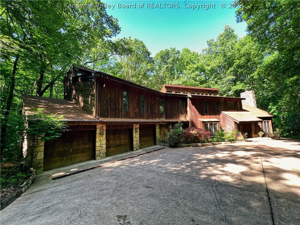 Property Photo:  12 Quail Cove Road  WV 25314 