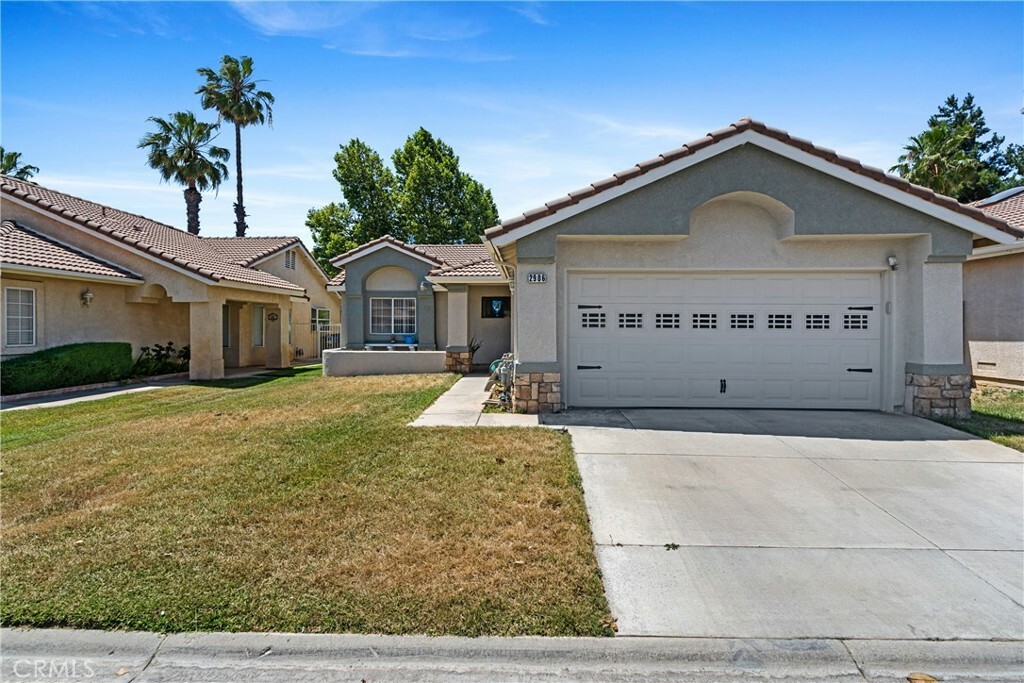 Property Photo:  2906 Summerset Circle  CA 92220 