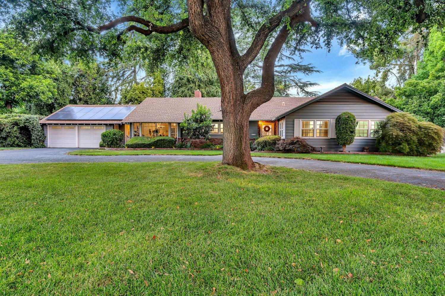 Property Photo:  2883 Forist Lane  CA 95340 
