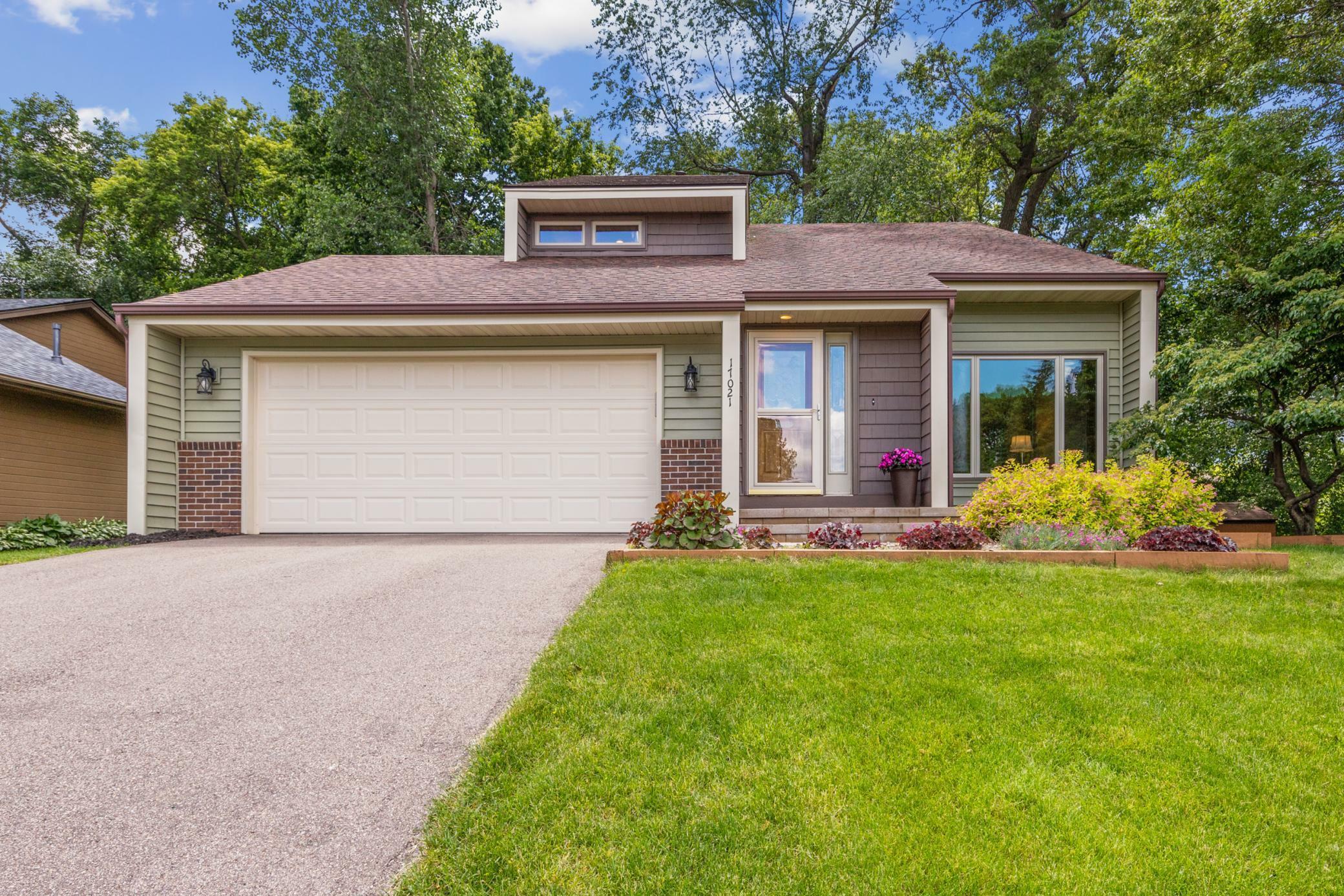 Property Photo:  17021 Hamilton Drive  MN 55044 