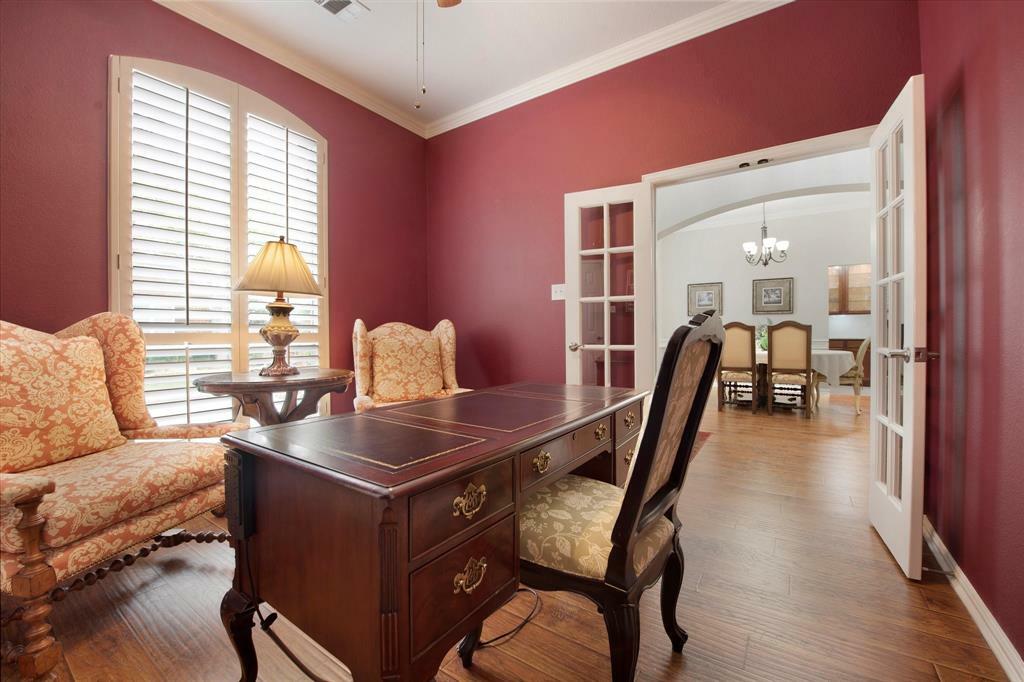 Property Photo:  668 Woodland Way  TX 75087 