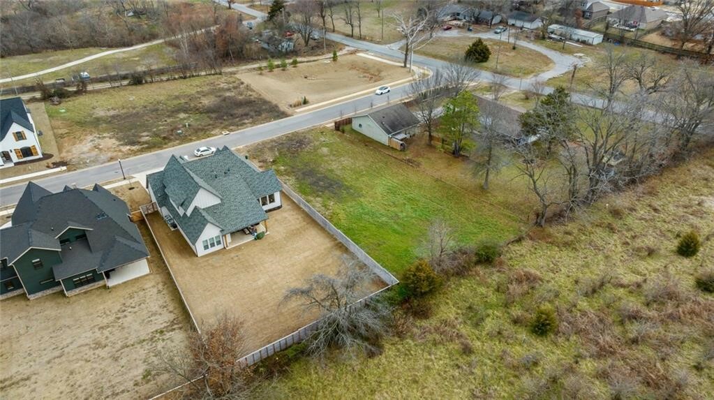 Property Photo:  512 SW Autumn Hills Road  AR 72712 