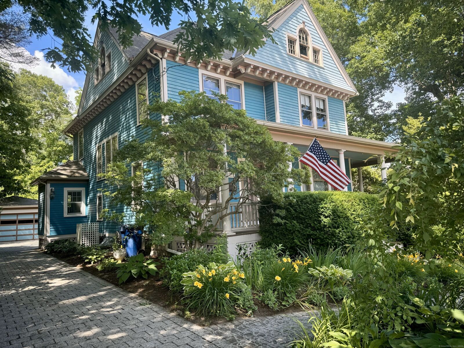 Property Photo:  201 Lewiston Avenue  CT 06226 