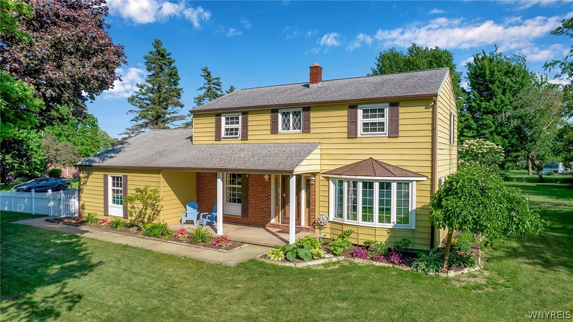 Property Photo: 5944 North Drive NY 14085