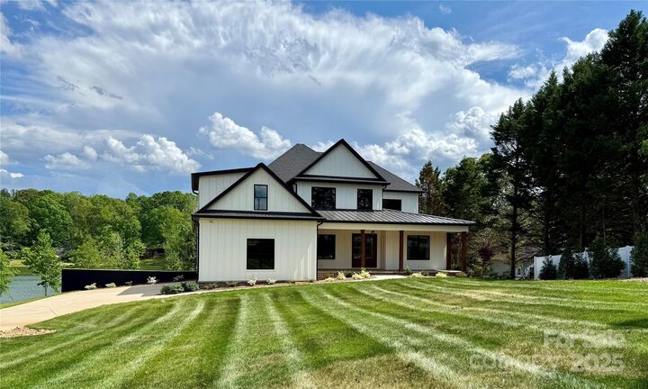 110 Emmaline Court  Troutman NC 28166 photo