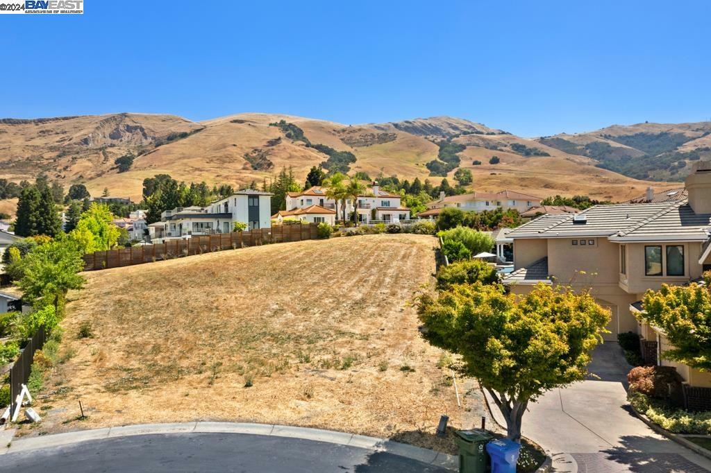 Property Photo:  2381 Rutherford Lane  CA 94539 