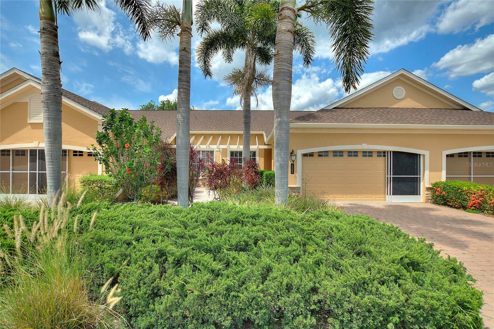 Property Photo:  4800 Turnberry Circle  FL 34288 