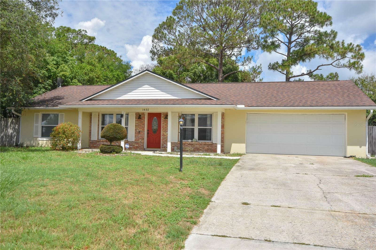 Property Photo:  1432 Landover Avenue  FL 32725 