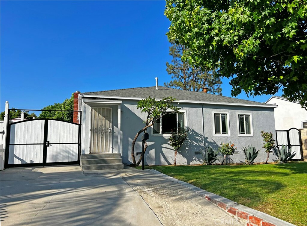 Property Photo:  255 Aliso Street  CA 91768 