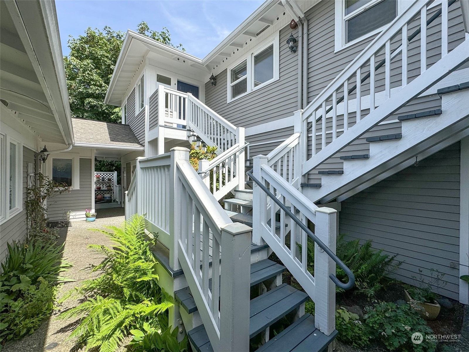 Property Photo:  229 E 1st Street 4  WA 98362 