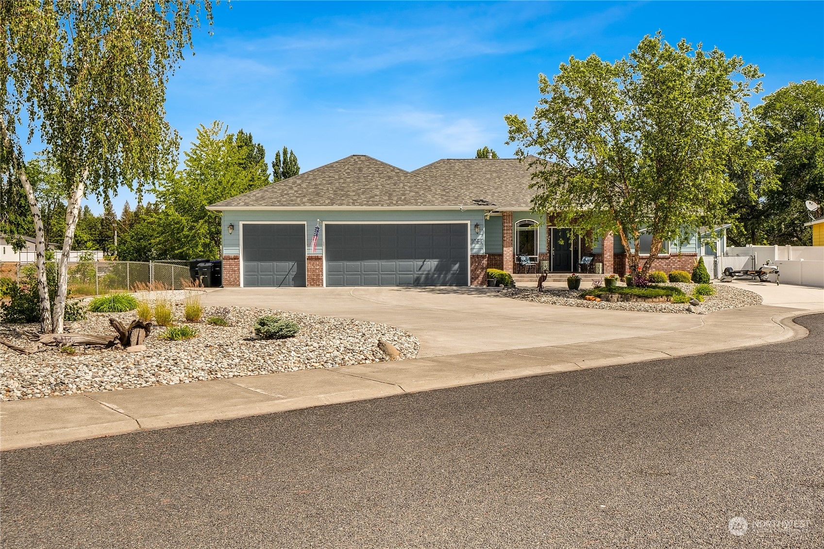 1064 Laguna Drive  Moses Lake WA 98837 photo