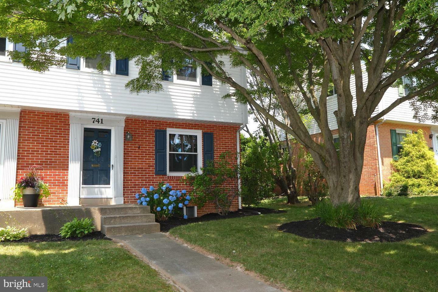 Property Photo:  741 Emerald Drive  PA 17603 