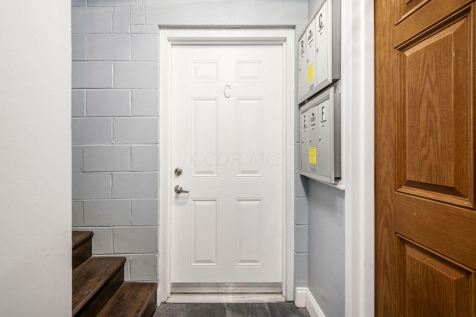 Property Photo: 199 W 5th Avenue OH 43201