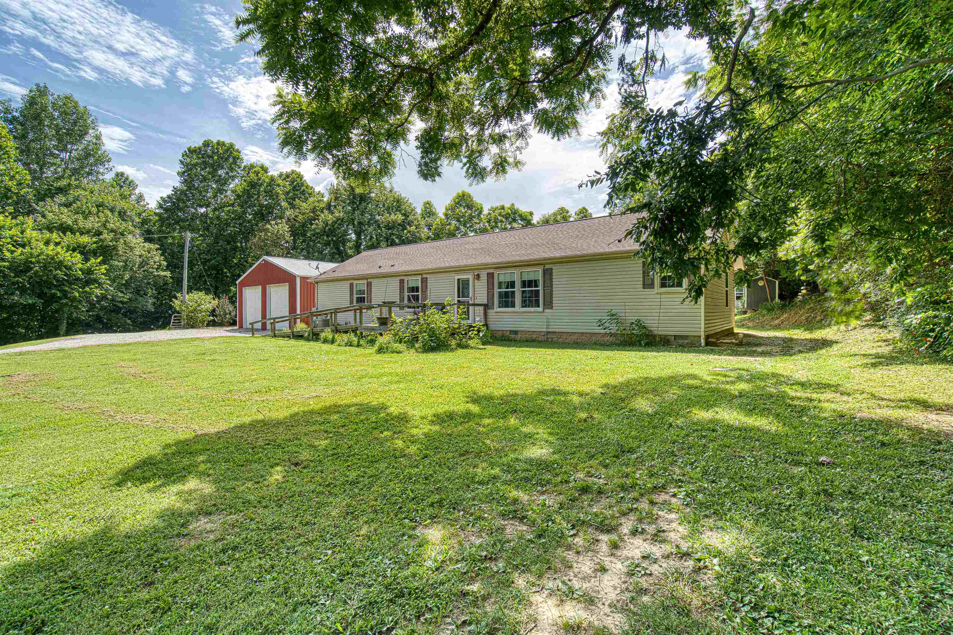 Property Photo:  2043 Collier Rd  KY 42420 